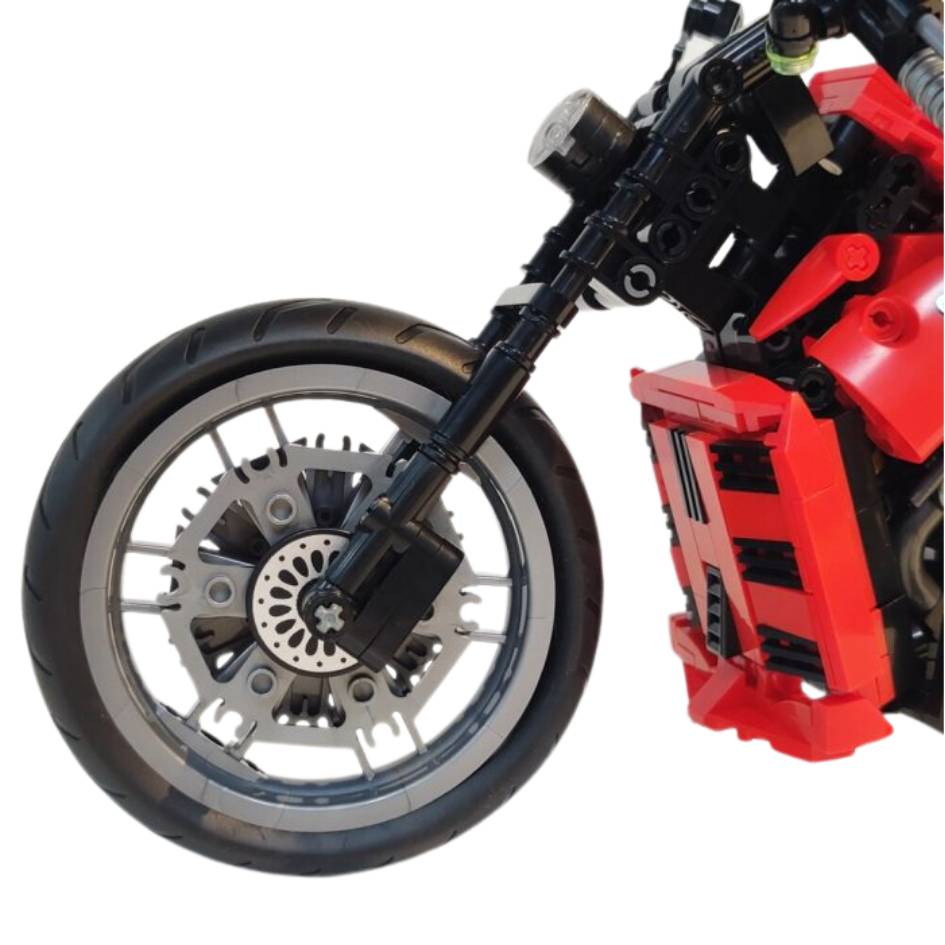 JieStar 91020 Red Devil Night Rod Motorcycle Building Blocks 849 Pcs