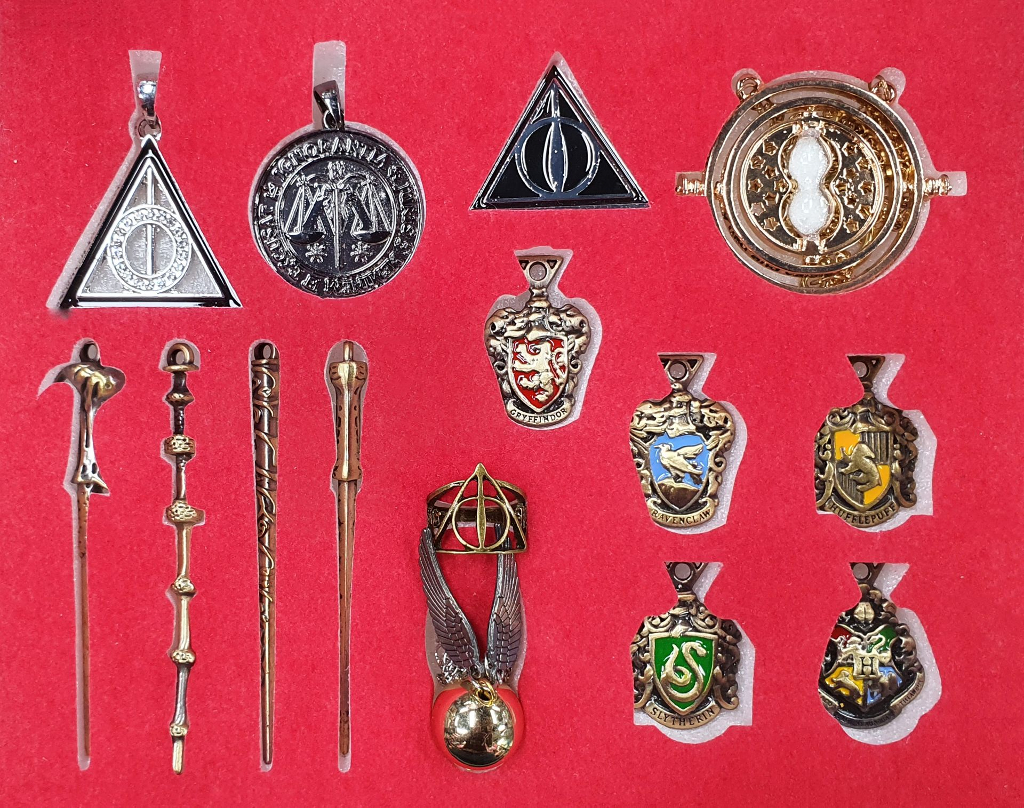 Harry Potter Box set Keychains, Necklace and Pins