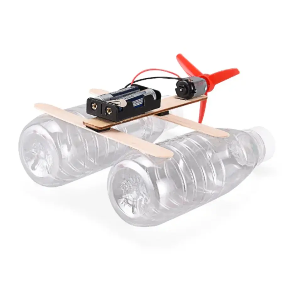 Stem Wind Boat Toy CH2032